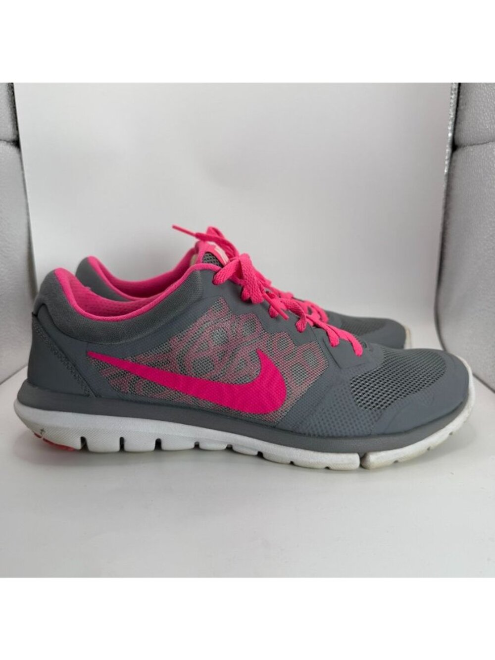 Nike Flex Experience 5 Running Shoes Gray & Pink Womens Size 10 Lightweight Mesh